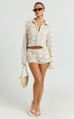 Lioness - Babydoll Short in Cream Floral