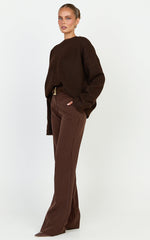 Amanda Jumper - Crew Neck Long Sleeve Knit Sweater in Chocolate