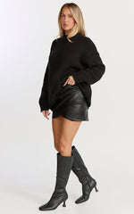Kira Jumper - Crew Neck Oversized Knit Jumper in Black