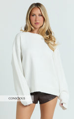 Amanda Jumper - Crew Neck Long Sleeve Knit Sweater in Cream